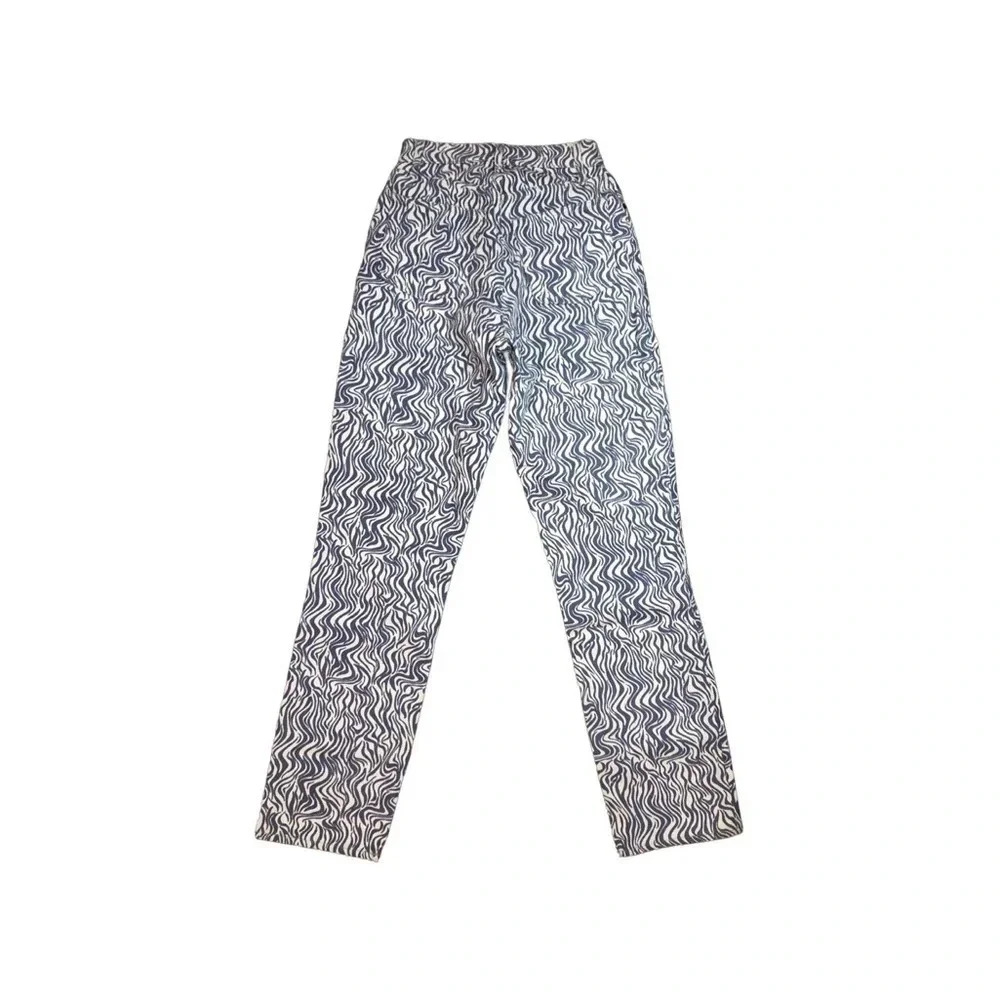 Abercrombie & Fitch Curve High Rise 90s Straight Jeans | Zebra | Size 26 / 2R - Picture 5 of 7